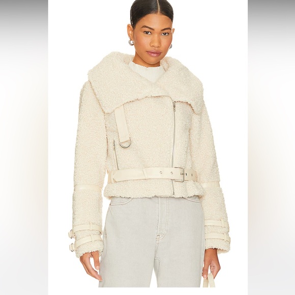 BRAND NEW with tags Bailey Moto Jacket in Tan Sand
Tularosa - Picture 2 of 7